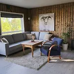 Lillehytta Aroybuktneset *