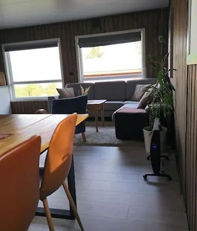 Lillehytta Aroybuktneset * Lyngseidet