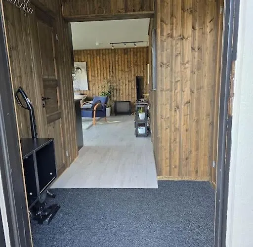 Lillehytta Aroybuktneset * Lyngseidet