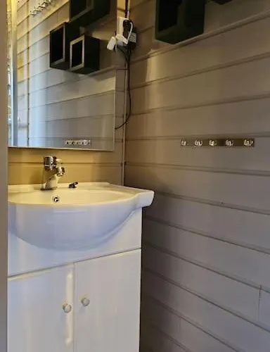 Lillehytta Aroybuktneset * Lyngseidet