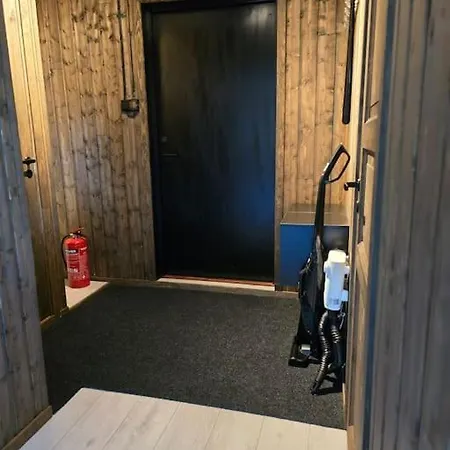 Lillehytta Aroybuktneset Lyngseidet